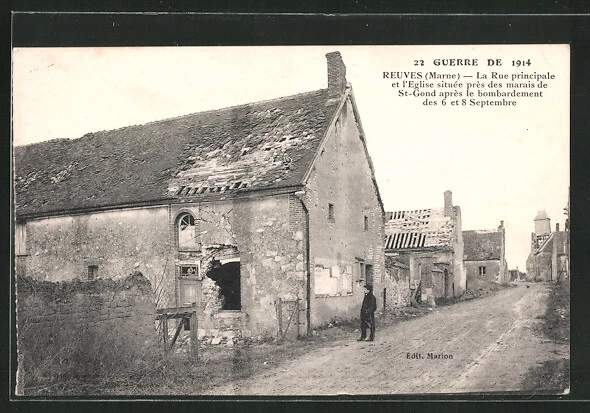 CPA Reuves, La Rue principale et L´Eglise
