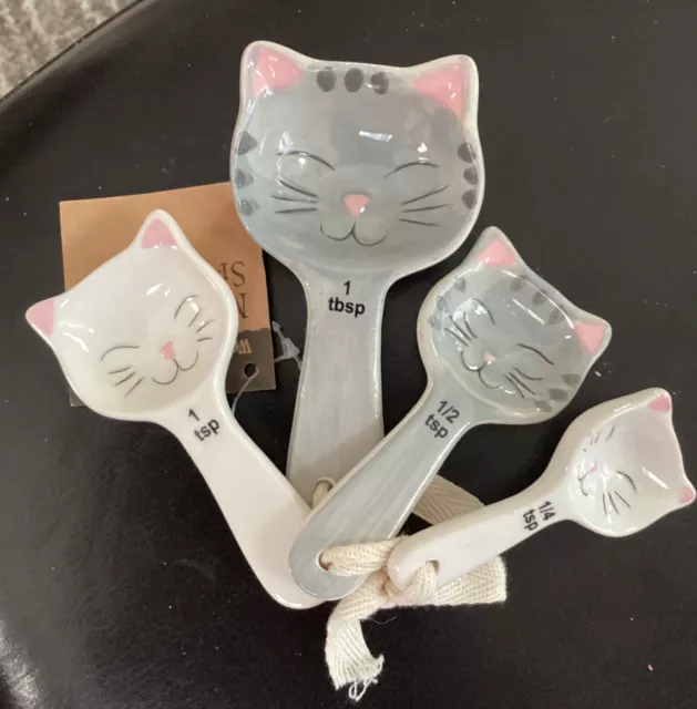 World Market Cat Shaped Ceramic Measuring Spoons Kitty White and Gray New