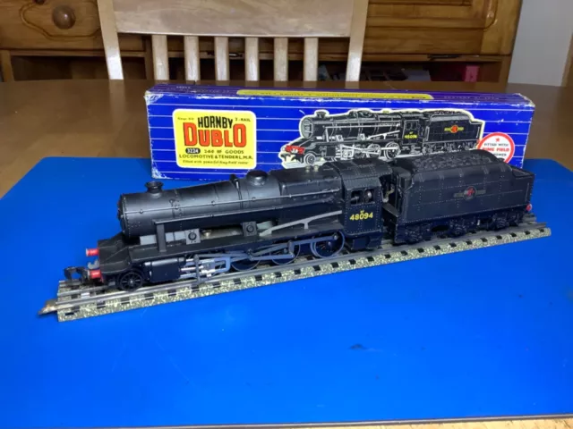 Hornby Dublo 3 Rail 3224 BR 2-8-0 Class 8F Loco 48094 With Ringfield Motor