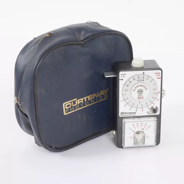 Vintage Courtenay 303 Flash Meter In Original Case