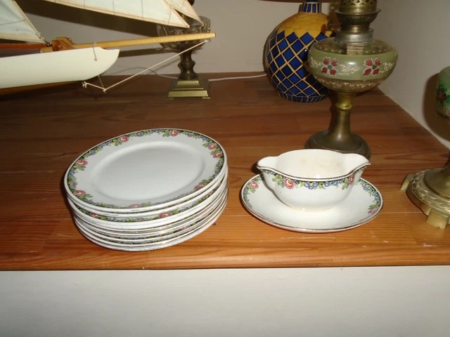 Lot De 9 Assiettes Plates + Sauciere Sarreguemines Et Digoin France 3984 8 Bon E