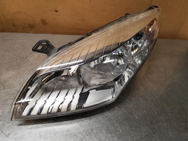 Phare Avant Gauche (optique) Renault Megane 3 Phase 1 - 260605985R (diesel, 2011)