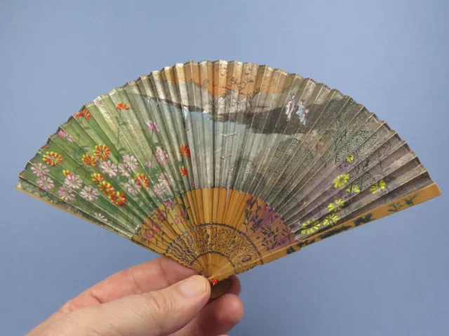 Ventilador Sensu de hoja de papel pintado a mano japonés antiguo en miniatura - firmado