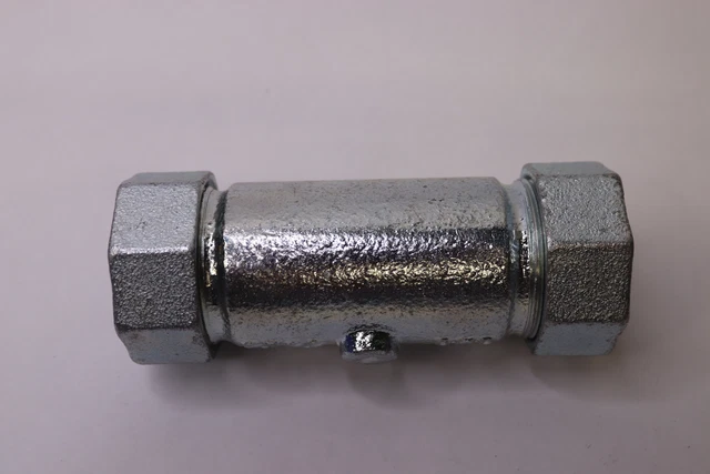 Coupling Galvanized Steel 3/4" x 4" Compression 73204