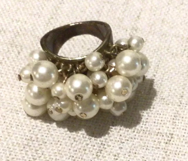 VINTAGE FAKE PEARL Cluster Statement Cocktail Ring Size8 Brass $10.00 ...