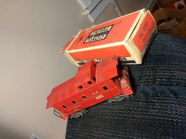 Vtg. Lionel O Gauge #6257 Southern Pacific Caboose With Box
