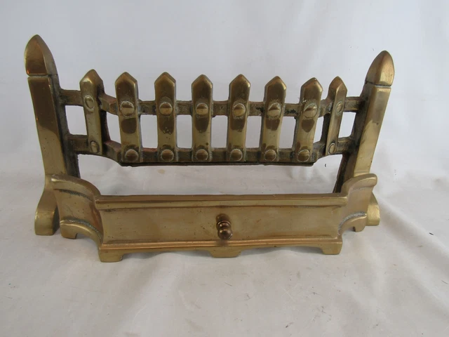 Cubierta de rejilla frontal y sartén de ceniza estilo antiguo vintage para chimenea de latón liso