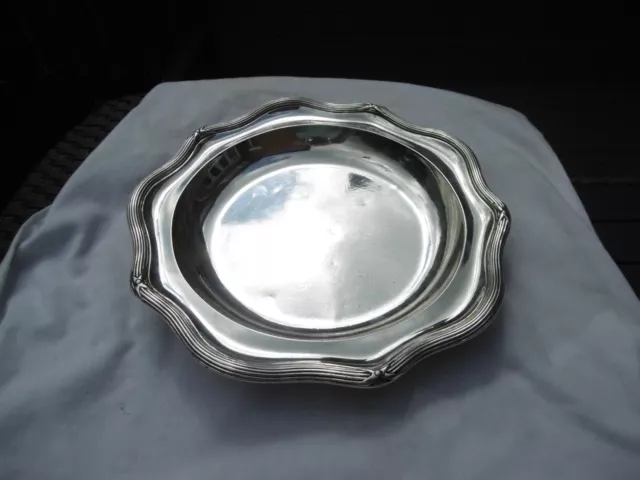 1857 beautiful silver soup plate by royal makers Hunt and Roskill 600g