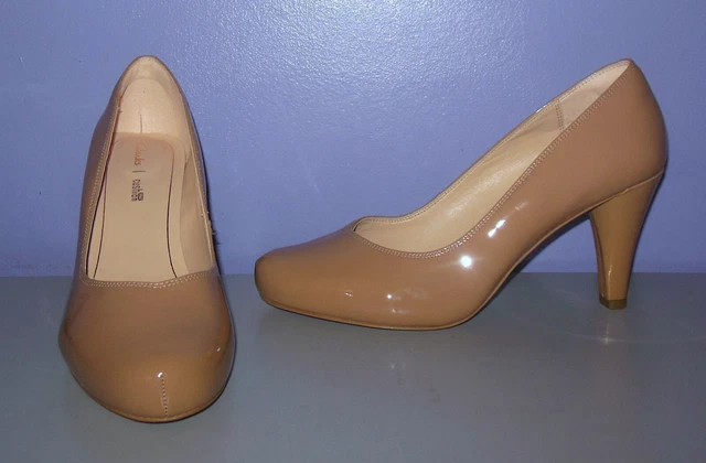 Clarks dalia deals rose wide fit