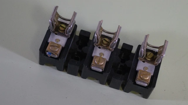 Allen Bradley X-401978 Fuse Holder, 30A , 600V Max