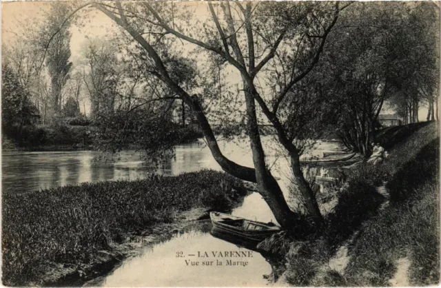CPA La Varenne vue sur la Marne (1347757)