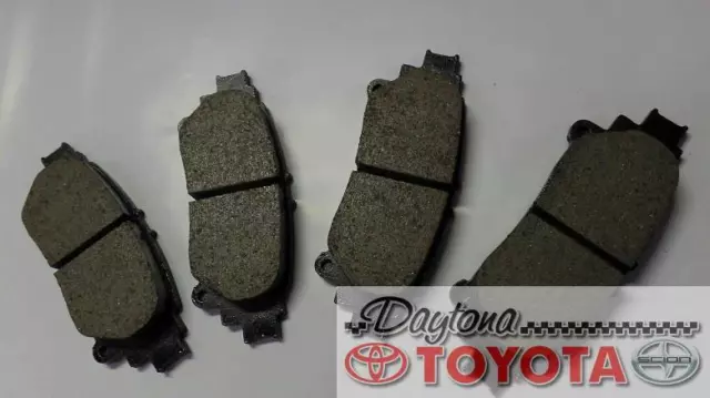 Oem Toyota Tundra Sequoia Tacoma  4Runner Front Brake Pad Set 04465-Az200