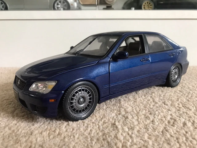 1:18 AUTOART LEXUS Is300 Is200 Altezza Modified Code 3
