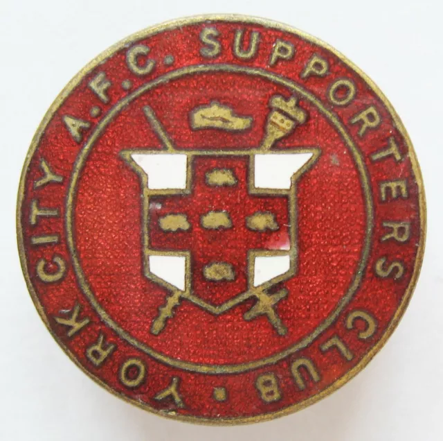 YORK CITY - Superb Vintage Supporters Club Enamel Football Pin Badge