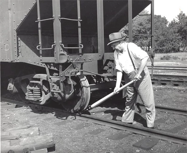 ANTIQUE RAILROAD TRAIN Car Mover Lever Bar Appleton Badger Safety Car