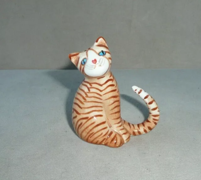 Vtg Hand-Painted Orange Tabby Cat Kitten Figurine Statue Lying