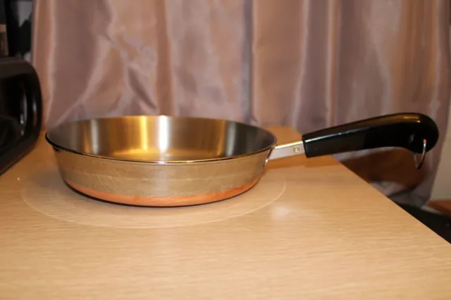 REVERE WARE 9 Inch Copper Clad Bottom Stainless Steel Frying Pan Skillet USA -97