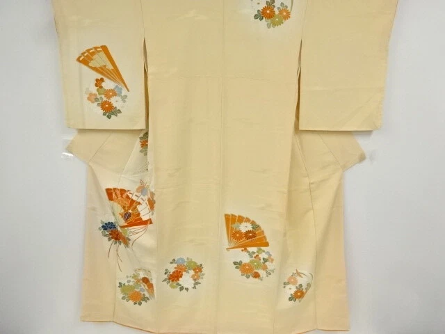 41754# Japanese Kimono / Antique Kimono / Embroidery / Floral Plants & Foldi