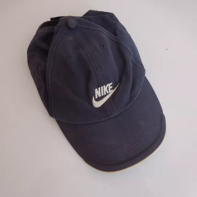 Casquette NIKE Collection vintage XXe XXIe PN France