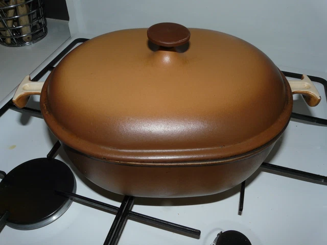 cocotte en fonte le creuset ENZO MARI 29