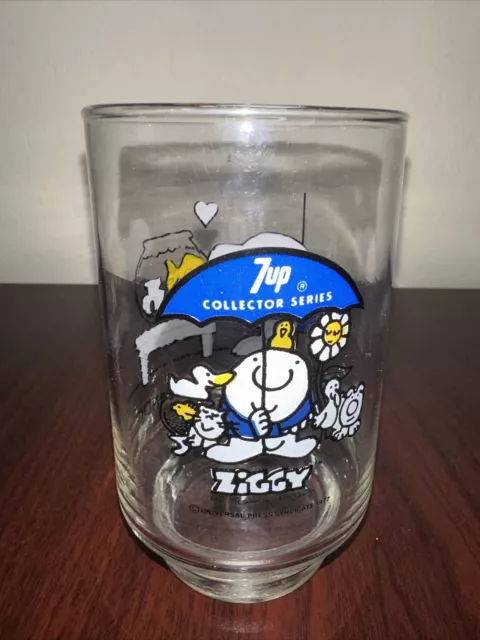 Vintage 1977 ZIGGY DRINKING GLASS 7up collector Series By Tom Wilson Universal