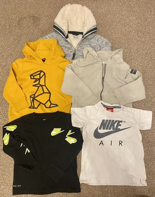 Pacchetto top vestiti a maniche lunghe ragazzo 3-5 anni Nike River Island Next George in perfette condizioni
