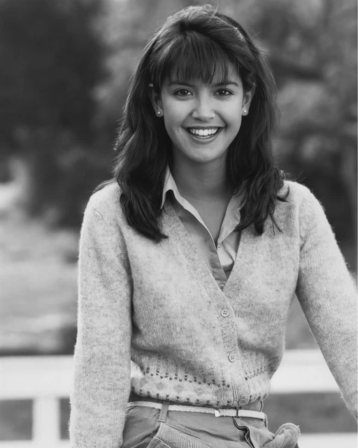 PHOEBE CATES CELEBRITY 8x10 Photo Photograph $5.99 - PicClick