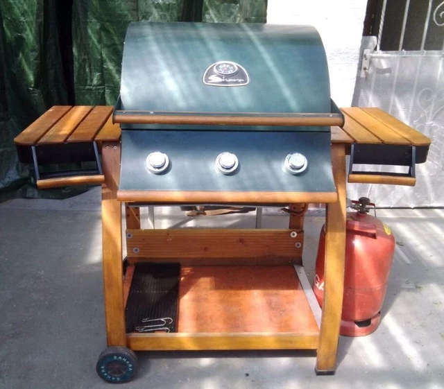 großer stabiler Gasgrill Sahara 3-flammig