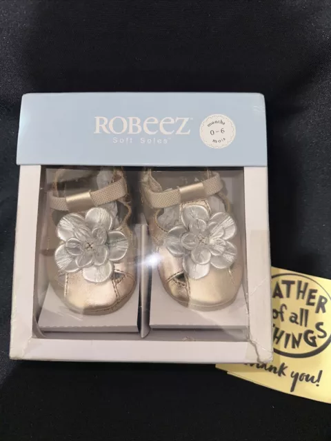 New Robeez Soft Sole Rose Gold And Silver Flower Girl Shoes Size 0-6 Months