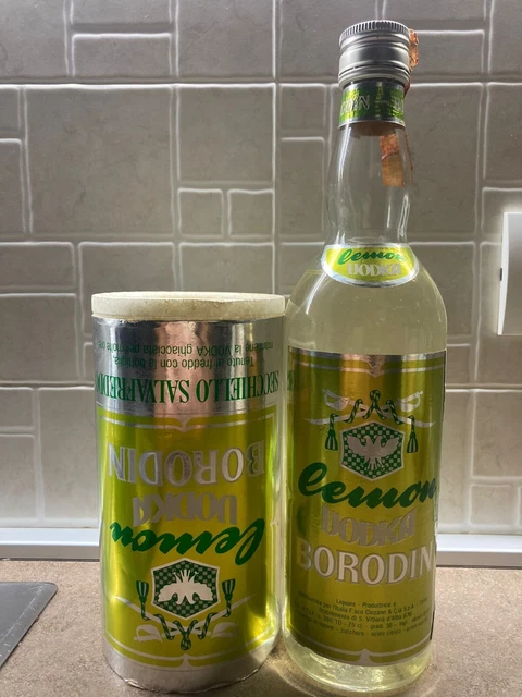 PRL) 1970 VODKA BORODIN YELLOW BOTTIGLIA 75 cl CINZANO + SECCHIELLO SALVAFREDDO