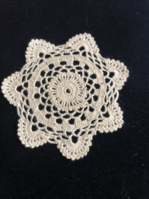 Vintage Tiny Handmade Linen Irish Crochet Lace COCKTAIL Doily Round