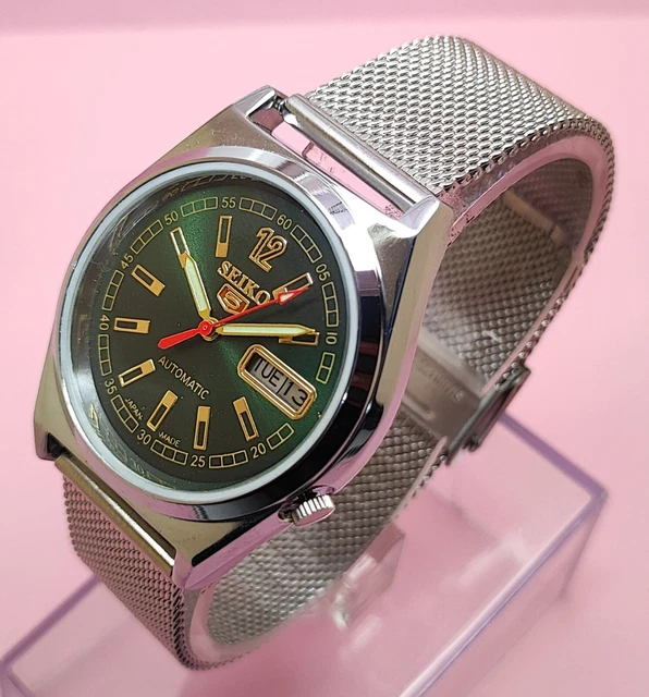 Seiko 5 automatic men's steel day/date vintage japan made watch run order