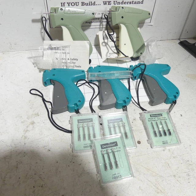 Qty 5 Avery Dennison Price Tag Tagging Guns, Needles and a Few Fasteners