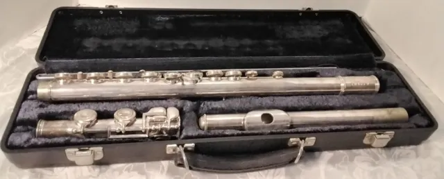 Artley 18-0 Silver Plated Flute w/ Case Vintage Very Good Condition USA