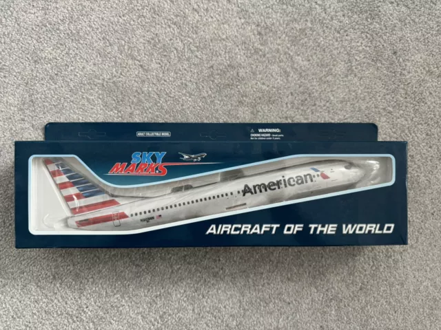 American Airlines Boeing 737-800 Model Airplane Sky Marks 1:200 Scale