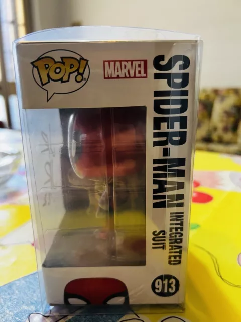 Funko Pop! Spider-Man, No Way Home 913 - Tuta Integrata Signed Jhon Romita JR 2