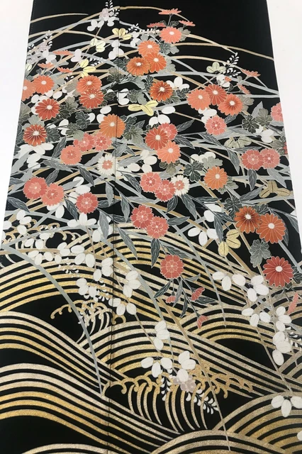 @@ Japanese kimono silk fabric/ tomesode black/ chrysanthemum, waves, gold PA37