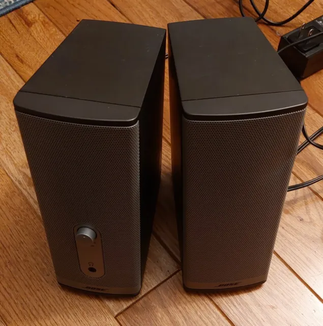 Bose Companion 2 Series II Multimedia Stereo Computer Speaker System.