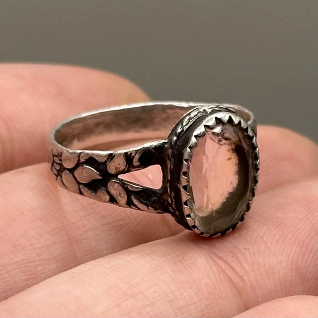 Bague Ancienne En Argent Avec Pierre Transparente - Taille 56 - Magnifique Bijou Vintage