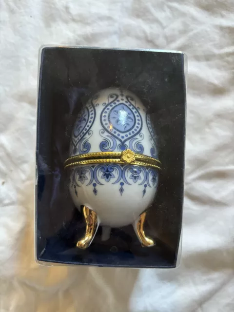 Blue & White Oval Trinket Egg With Gold Hinge & Feet