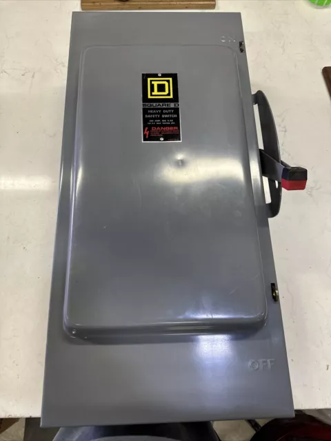Square D Disconnect Switch H-364 200A 600V 3P Single Throw Fusible W/Fuses