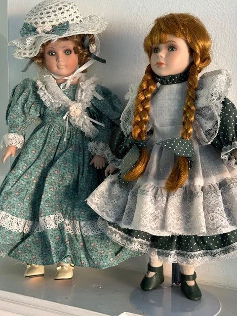 2 X ALBERON Collection Porcelain Dolls Ginger Hair Green Eyes Green Dresses  20.00 - PicClick UK