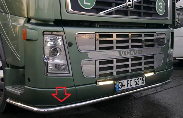 Acero Inox. Stoßstangenrohr - 60mmx 1.5mm Apto para Volvo FH2-3 - Sin Leds