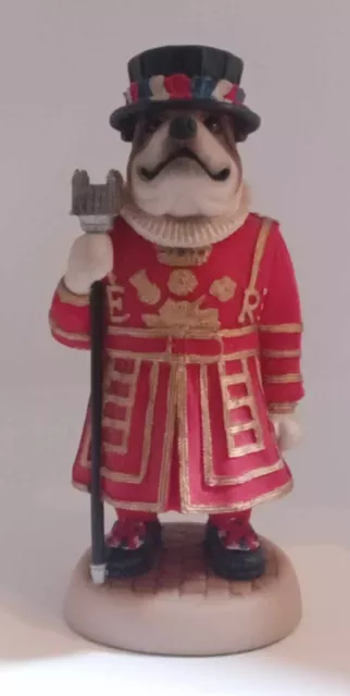 Doggie People English Bulldog Beefeater Figurine 1994 Robert Harrop CC66