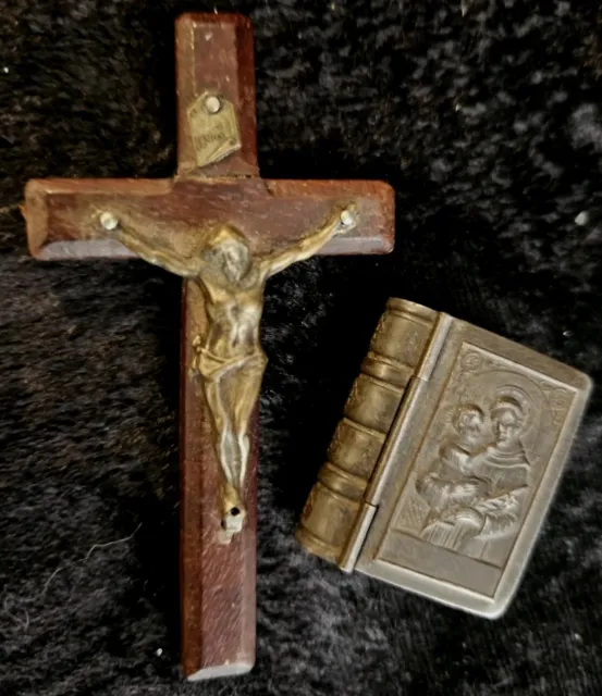 Antique Religious Metal Hinged Case Crucifix / Jesus On Cross