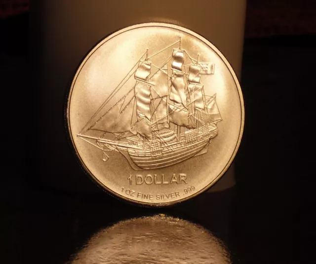 1 oz Cook Islands Silber unzirkuliert Prägejahr 2010 in Münzkapsel 2