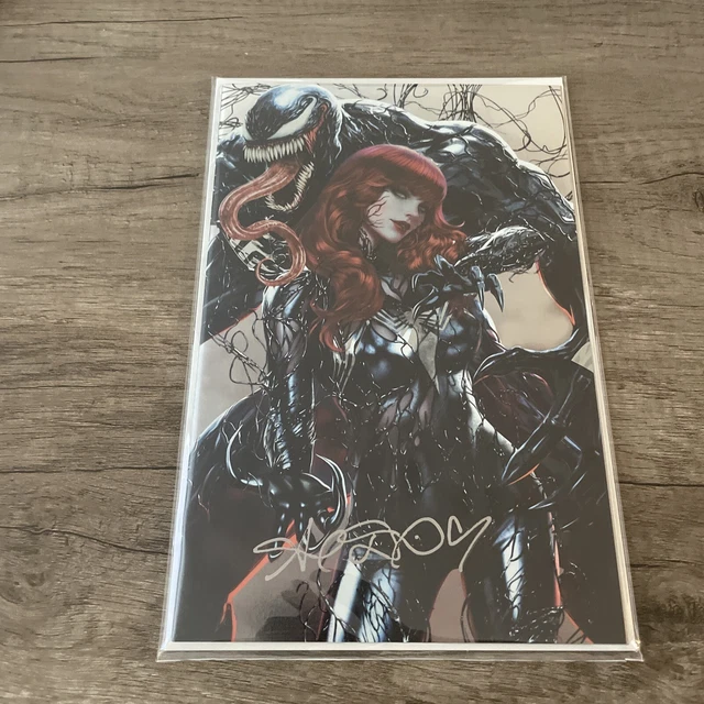 AMAZING SPIDER-MAN 28 ARIEL DIAZ Signed🔥 FOIL VIRGIN VARIANT NM VENOM/MARY JANE