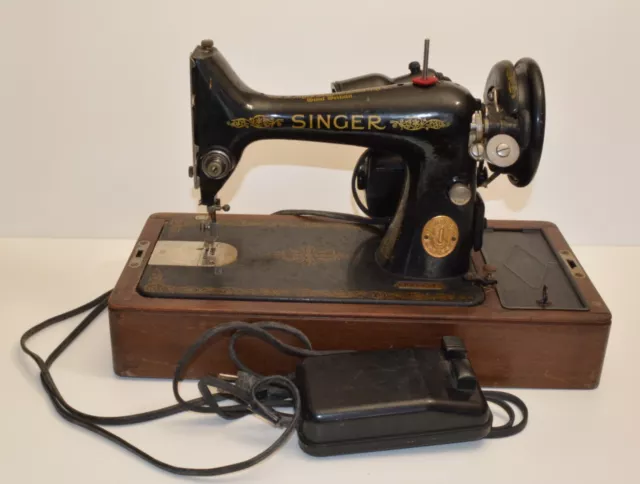 Vtg 1950 SINGER 99k Portátil Eléctrico de Costura Máquina Gran Bretaña Con Obras