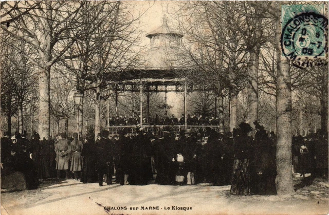 CPA CHALONS-sur-MARNE - Le Kiosque (742022)
