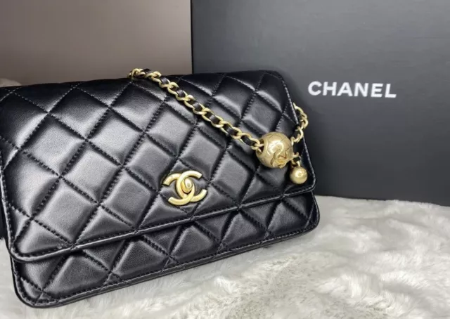 chanel handbags wallet on a chain